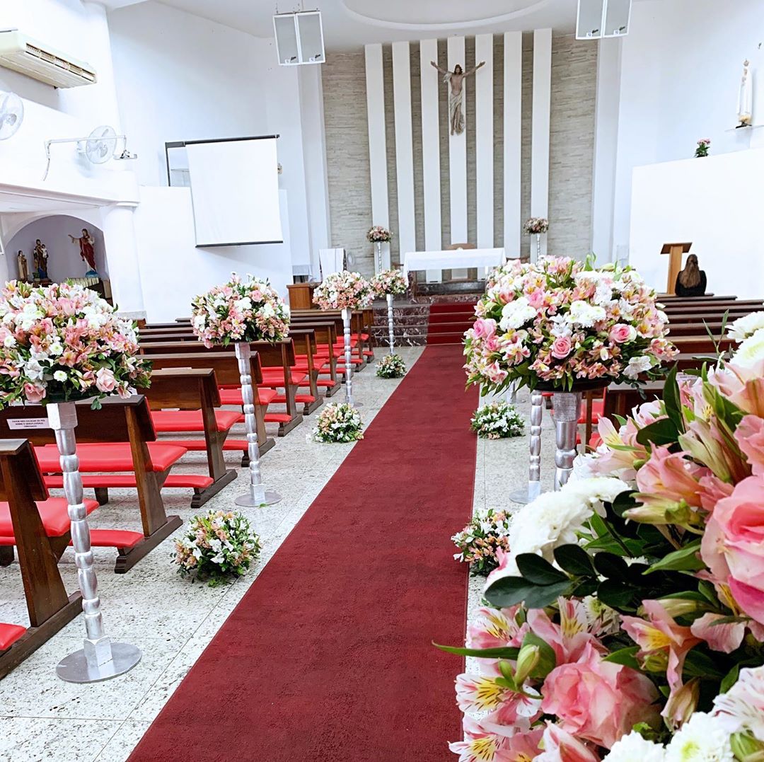 altar decoração igreja casamento simples