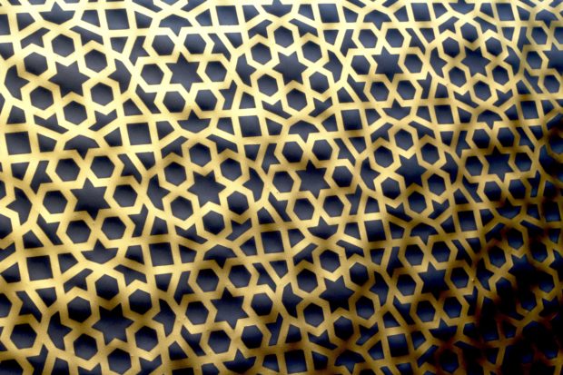 ideias de decoração com arabesco dourado para sala de estar