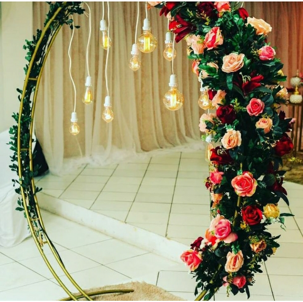 5 ideias de títulos:
1. Guia Completo: Como Escolher o Arco de Flores Perfeito para o Seu Casamento
2. Arcos de Flores DIY: Crie Decorações Incríveis e Econômicas
3. Tendências em Arcos Florais: Do Clássico ao Moderno
4. Flores Naturais vs. Artificiais: Qual a Melhor Opção para o Seu Arco?
5. O Simbolismo dos Arcos de Flores na Decoração de Eventos