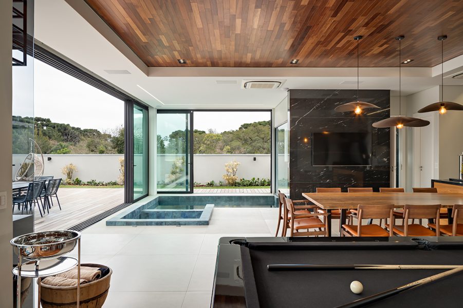 apartamento com área gourmet e sala de jogos