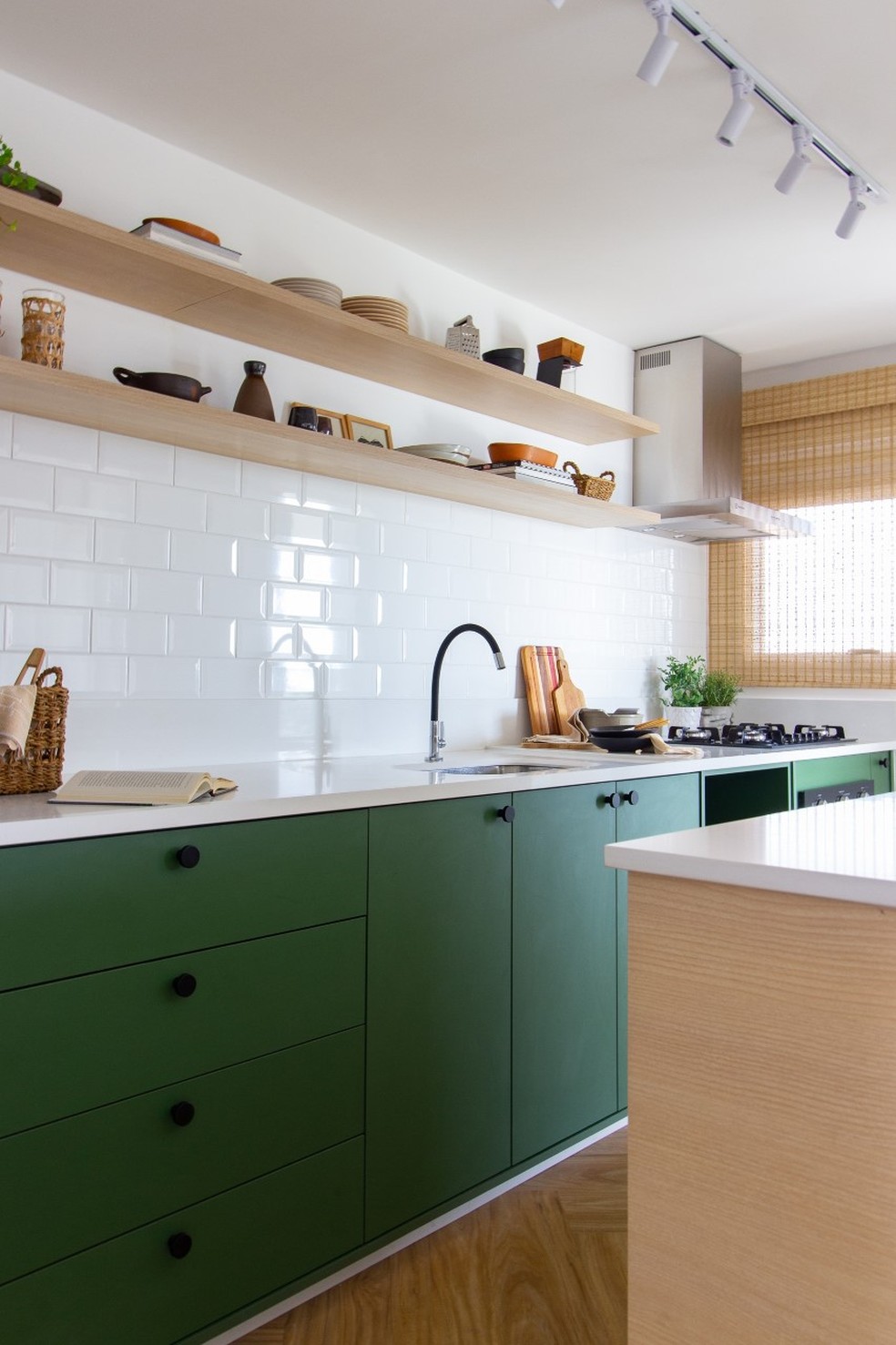 Cozinhas Azuis: Do Azul Marinho ao Verde Água