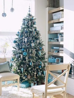 árvore de natal monocromática azul