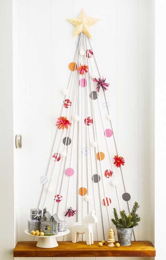 como fazer arvore de natal de feltro para parede