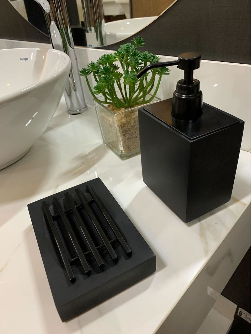 Resina Epóxi no Banheiro: Guia Completo de Aplicação e Cuidados