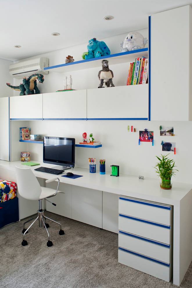 escrivaninha infantil com gavetas
