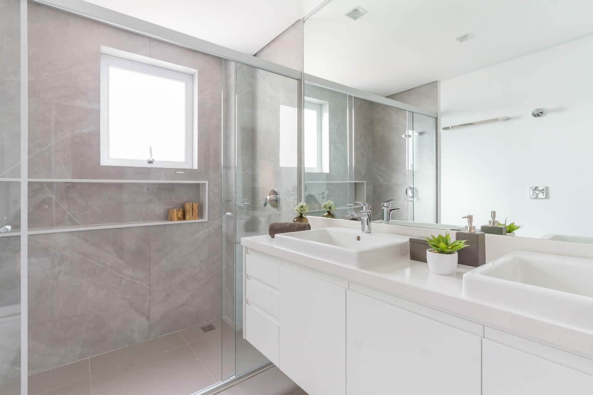 Onde Comprar Bancadas com Duas Cubas: Preços e Modelos na Leroy Merlin e Outras Lojas