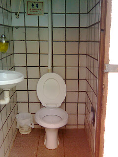 decoração banheiro bar pequeno