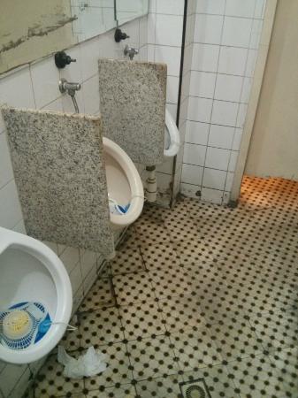 revestimento banheiro bar pequeno