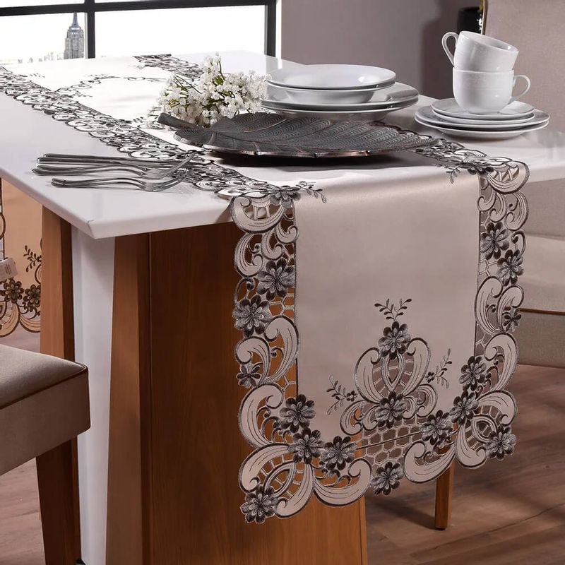 erros comuns ao escolher caminho de mesa e como evitar