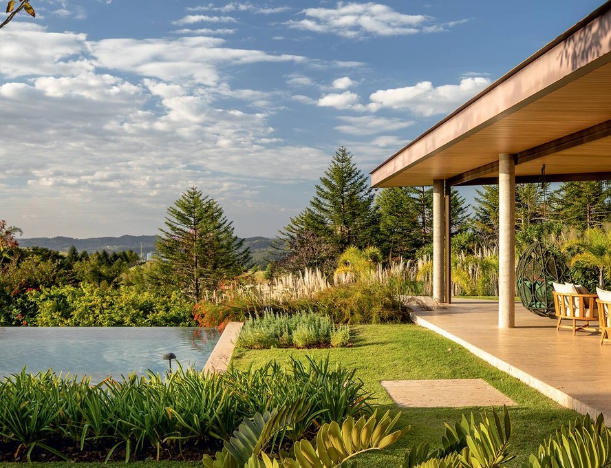 5 ideias de títulos:
1. Capim dos Pampas: O Guia Completo para uma Decoração Boho Chic
2. Transforme sua Casa: Inspirações Incríveis com Capim dos Pampas
3. Como Cuidar do seu Capim dos Pampas e Fazer Durar Anos
4. Capim dos Pampas em Casamentos e Eventos: Toque de Elegância Natural
5. Do Minimalista ao Rústico: Versatilidade do Capim dos Pampas na Decoração