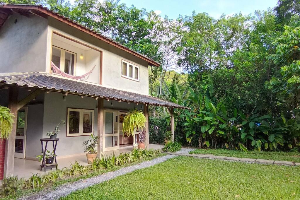 casas com quintal com área gourmet