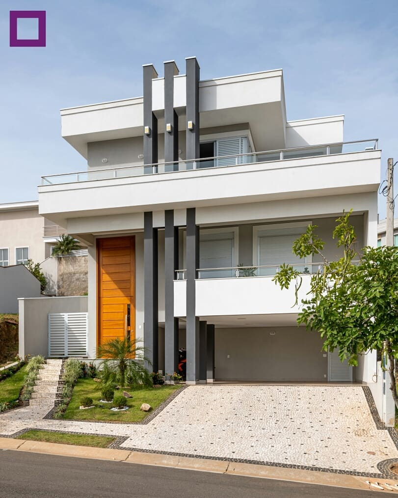 casa 3 andares pequena