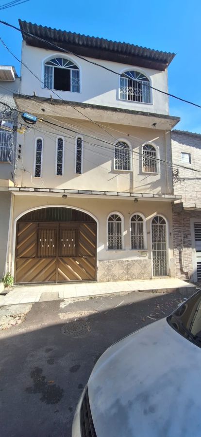 construção casa 3 andares