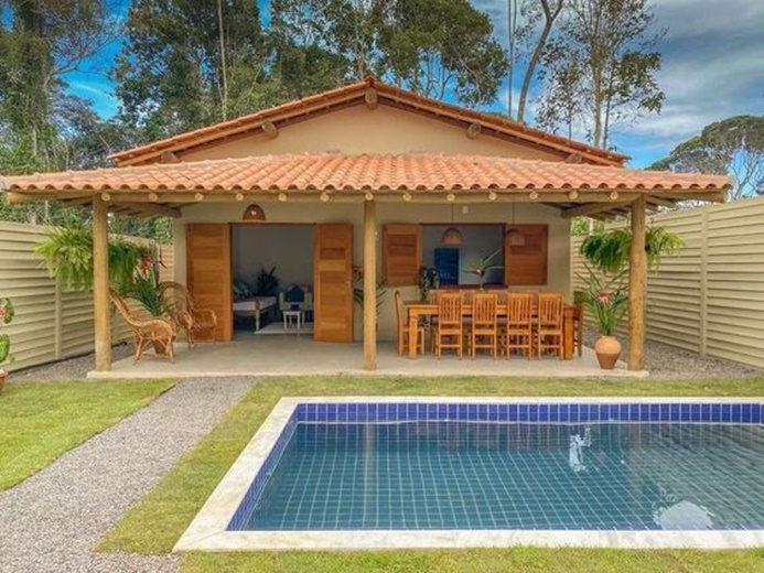 casas com alpendre em L