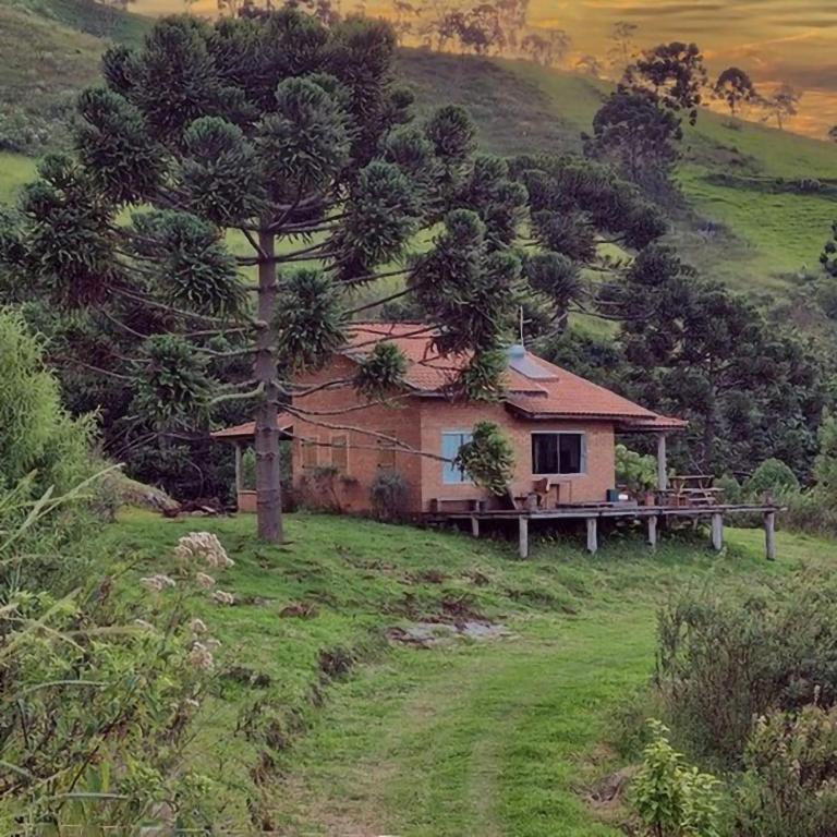 arquitetura de montanha moderna pequena