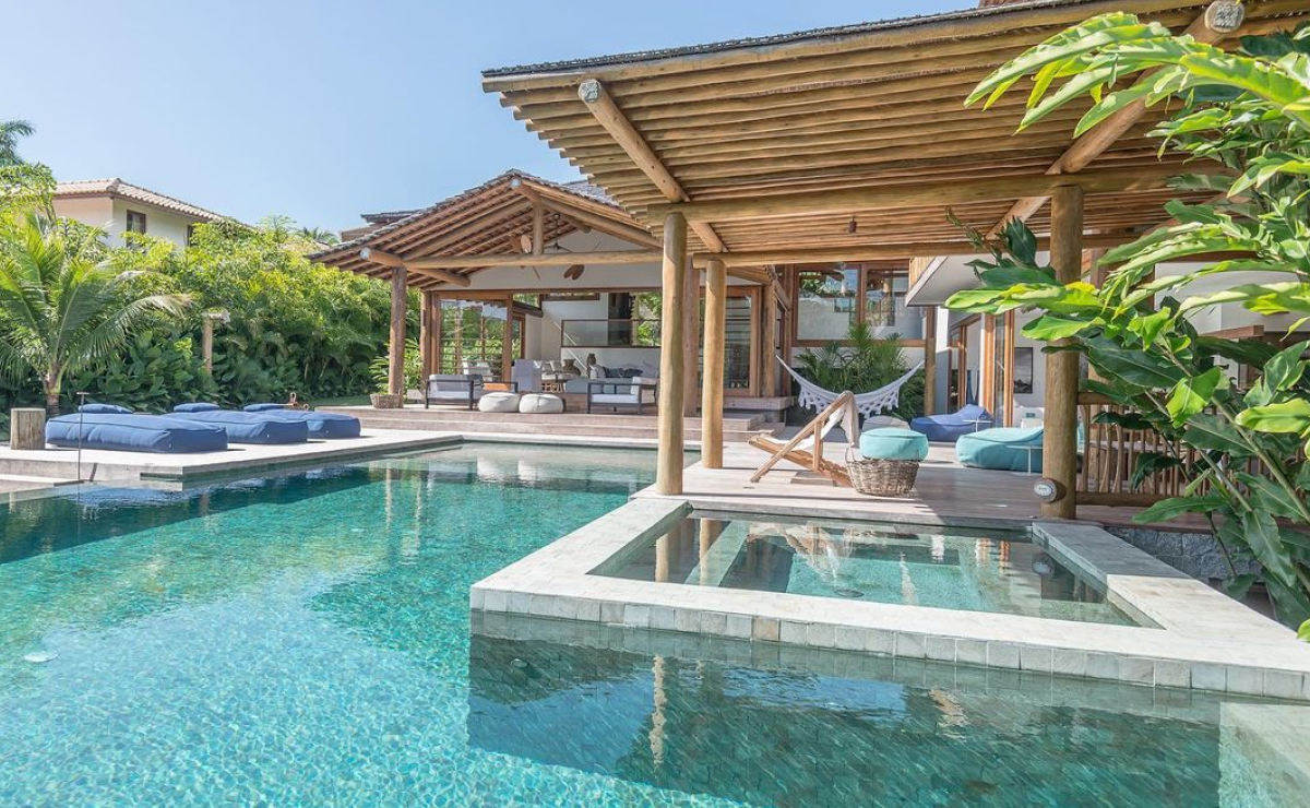 casa de praia simples vs casa de praia charmosa