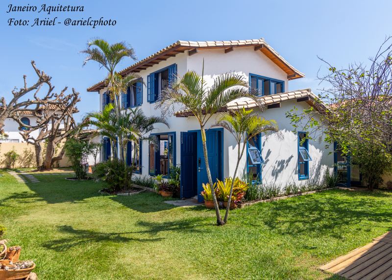 casa de praia simples vs casa de praia charmosa