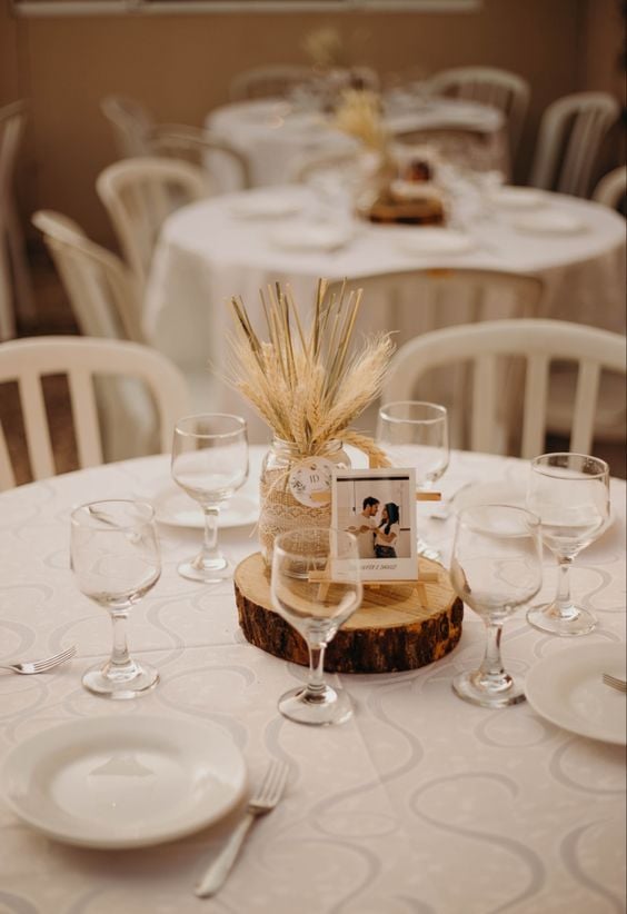 centro de mesa casamento com flores