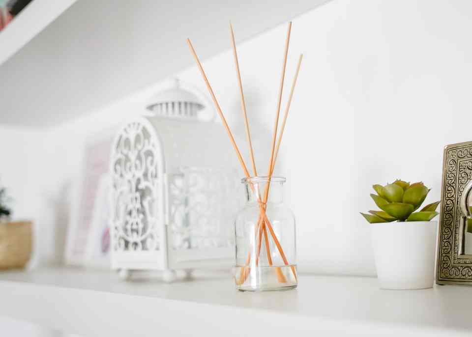 como fazer aromatizador de ambiente caseiro com álcool