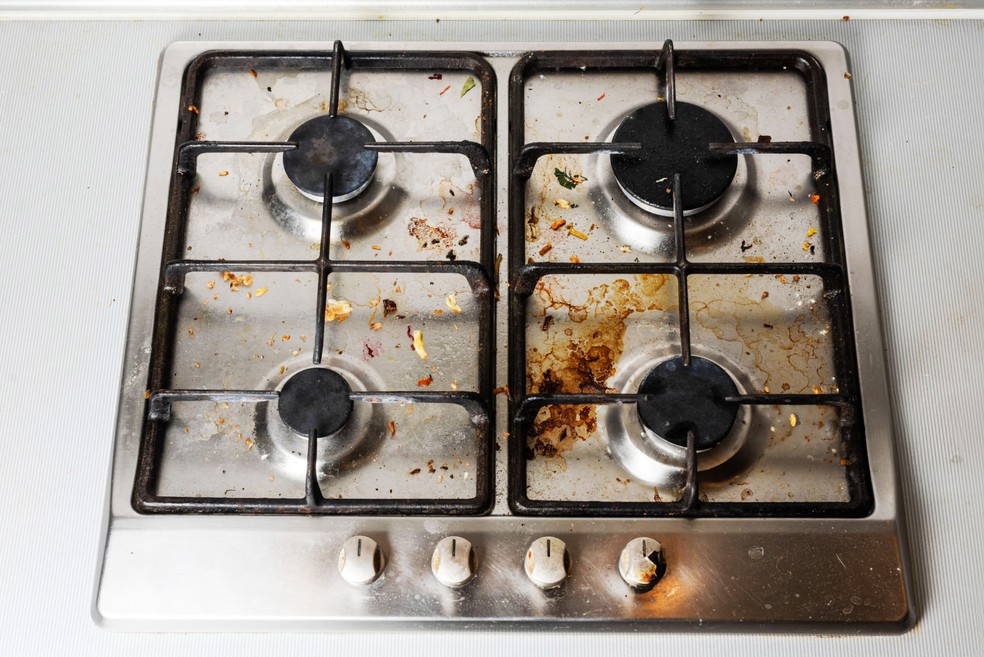 Mitos e Verdades sobre a Limpeza de Fogões com Mesa de Vidro