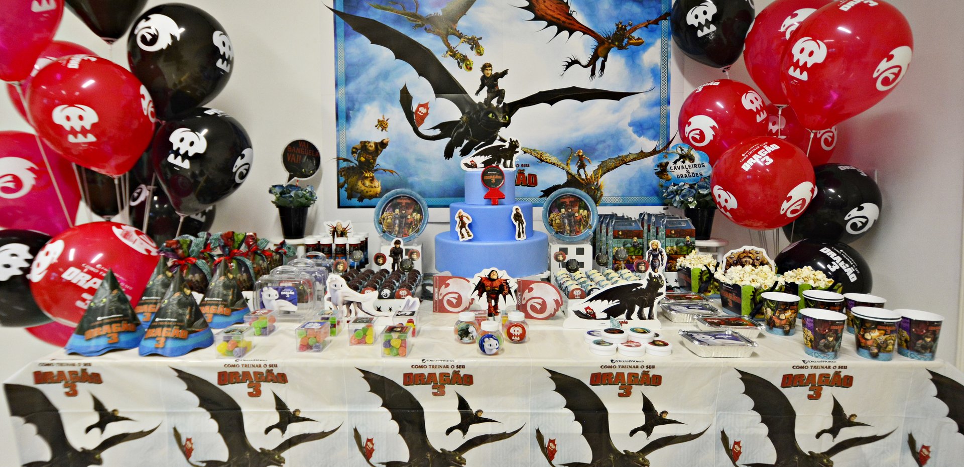 A Paleta de Cores Perfeita para uma Festa 'Como Treinar o Seu Dragão'