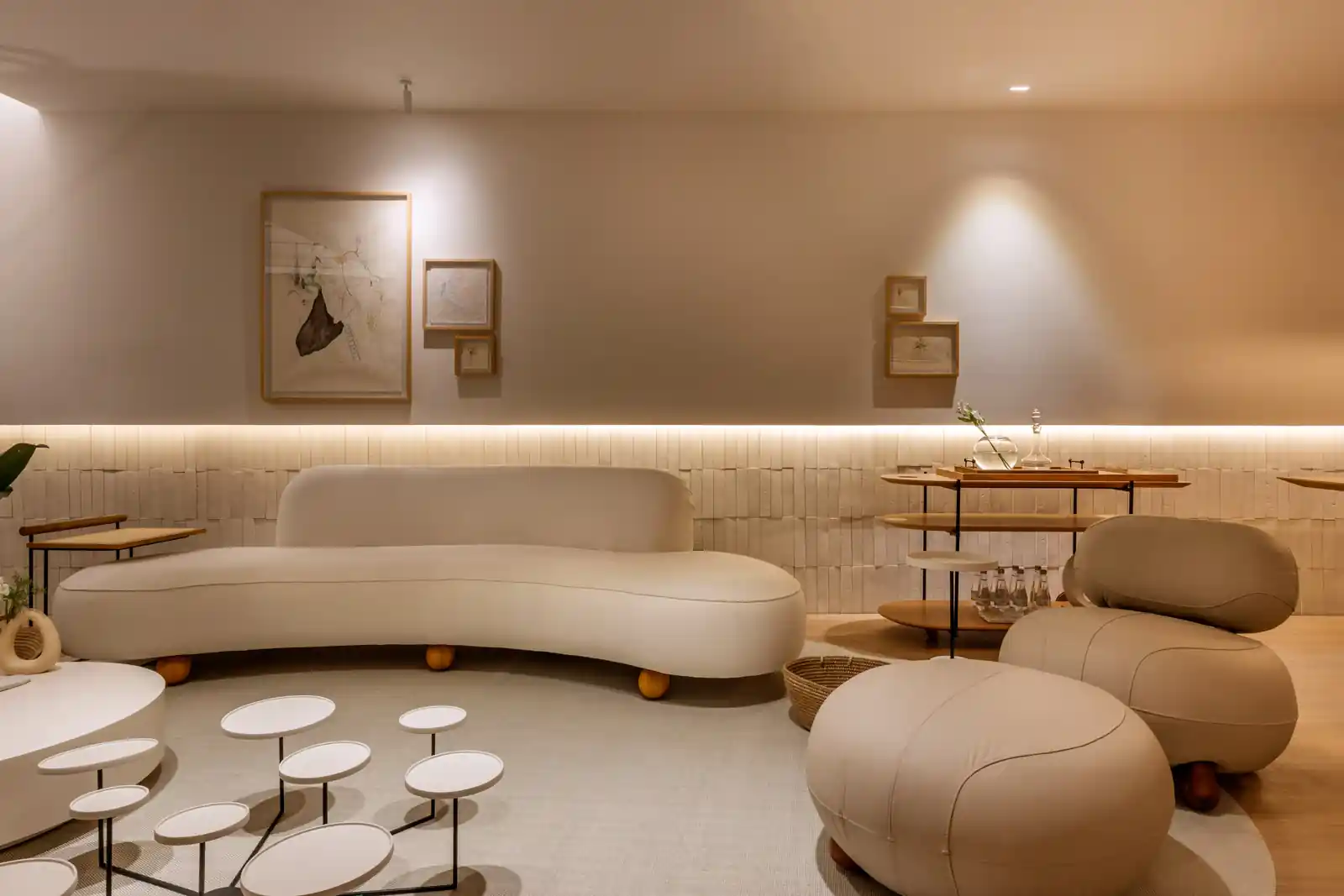 ideias de decoração com cor marfim claro