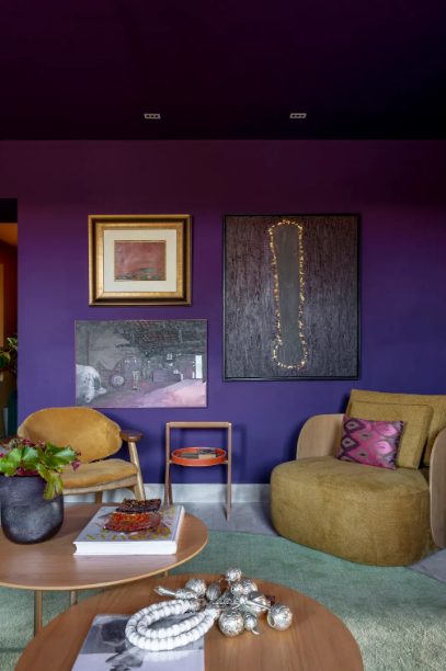 quanto custa pintar uma parede de roxo