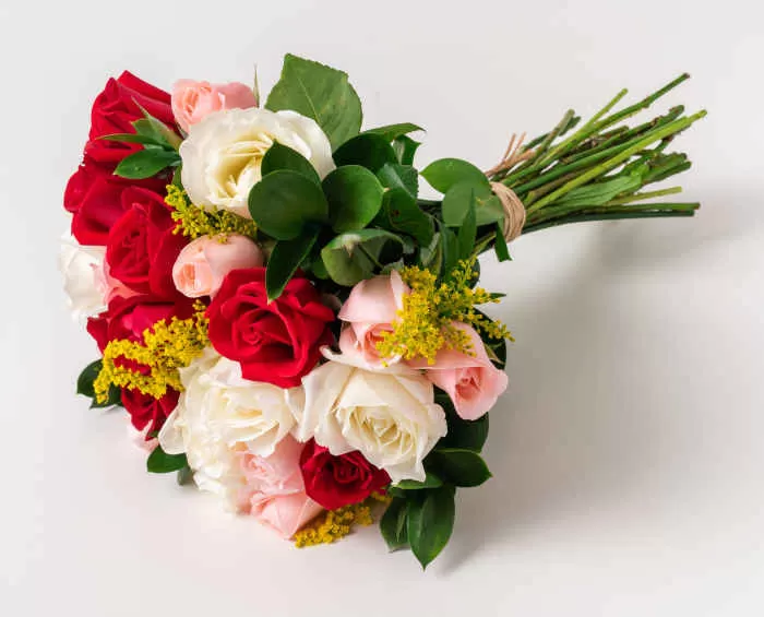 quanto custa um buquê de flores coloridas