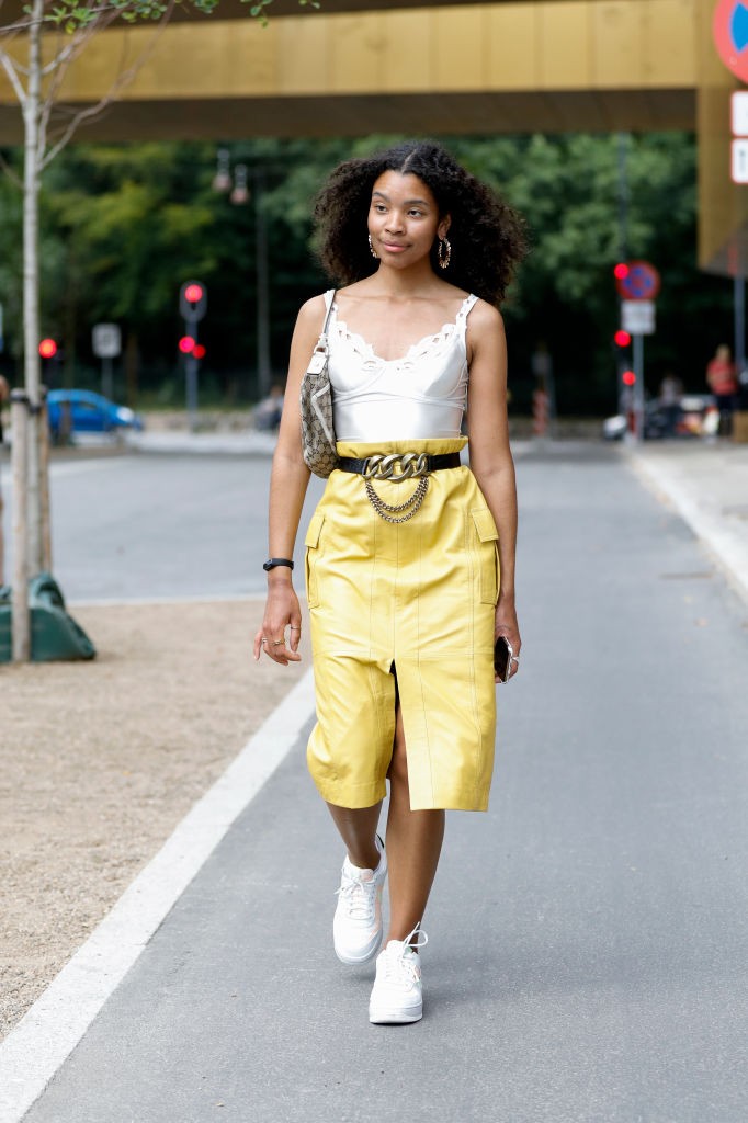 amarelo e cores vibrantes