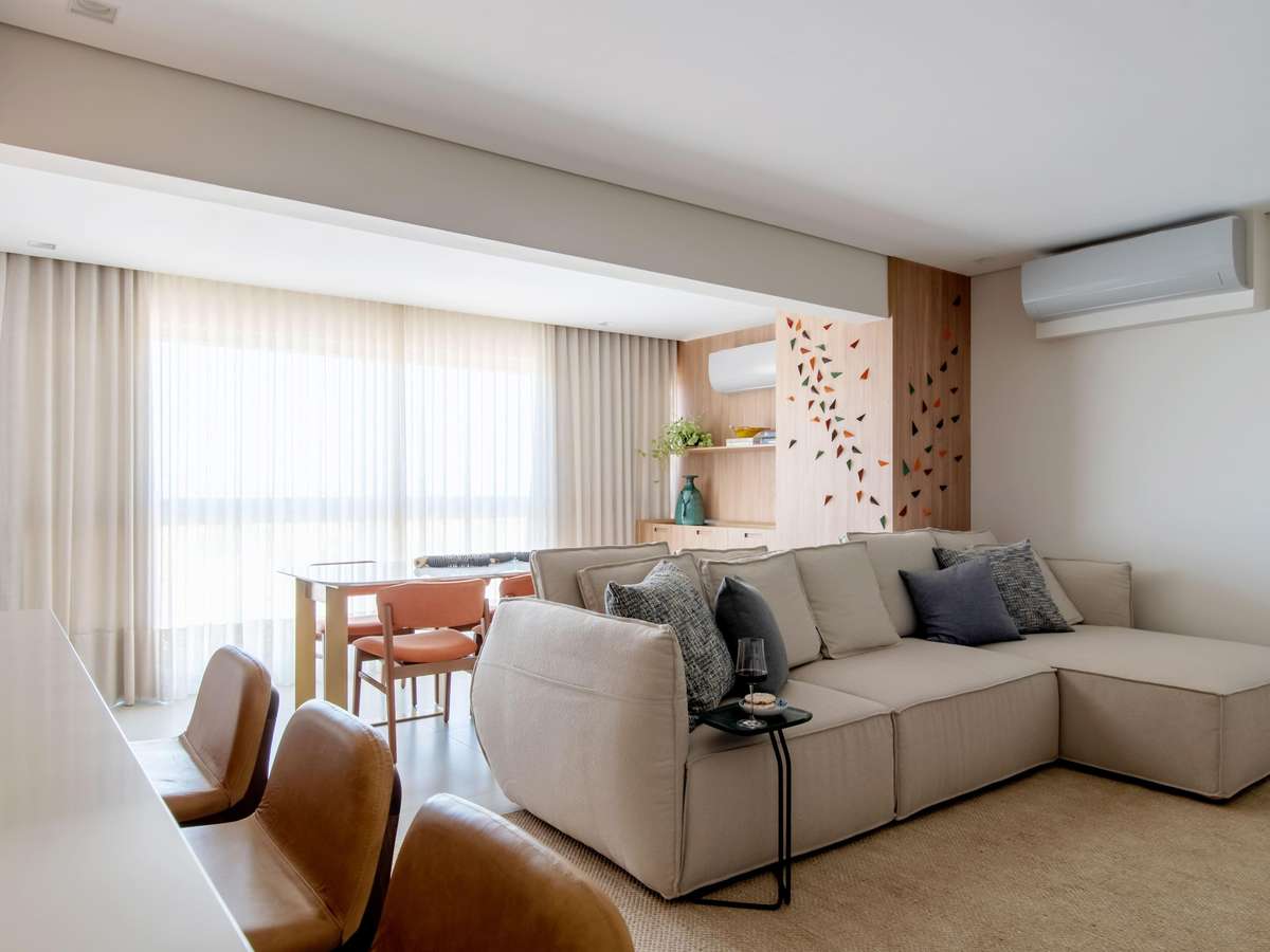 quanto custa um cortineiro sobreposto sob medida?