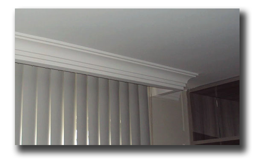 ideias criativas de cortineiro sobreposto para sala de estar