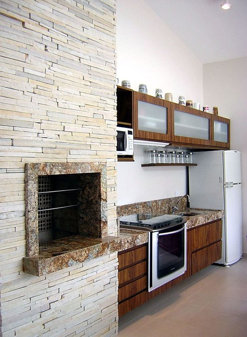 cozinha americana com churrasqueira