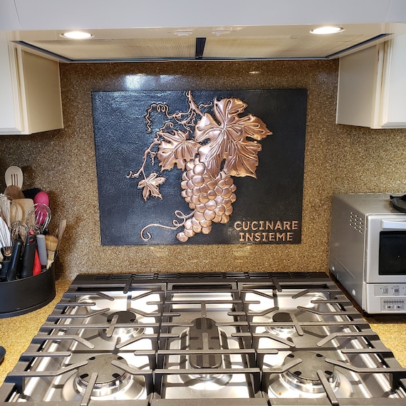 cozinha com decoracao preto e cobre