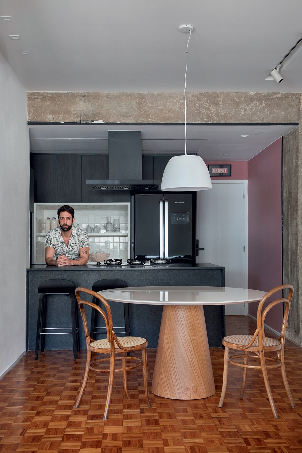 ideias de cozinha com mesa pequena
