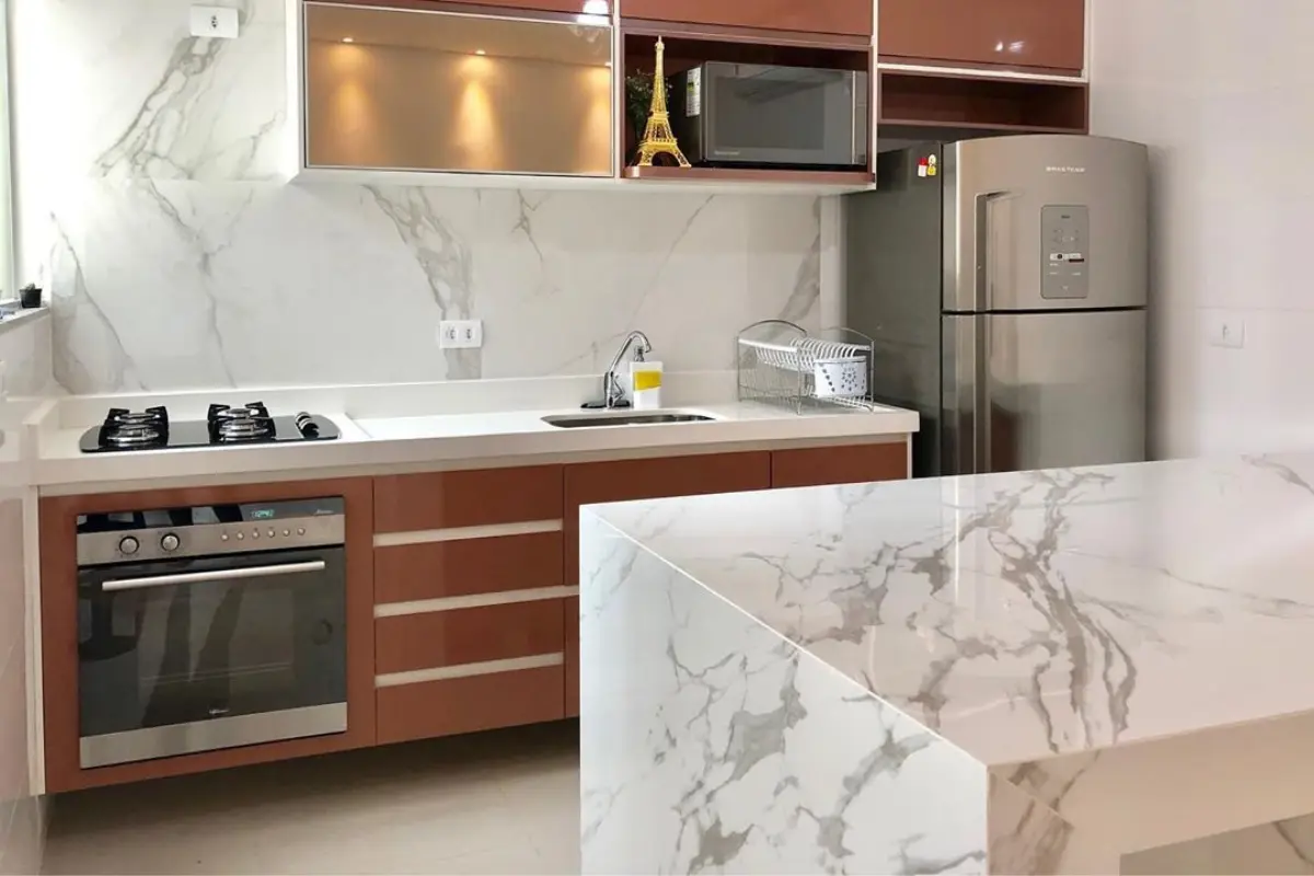 Porcelanato que imita mármore cozinha