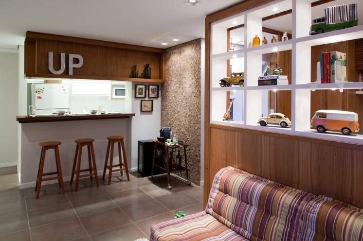 meia parede sala e cozinha americana