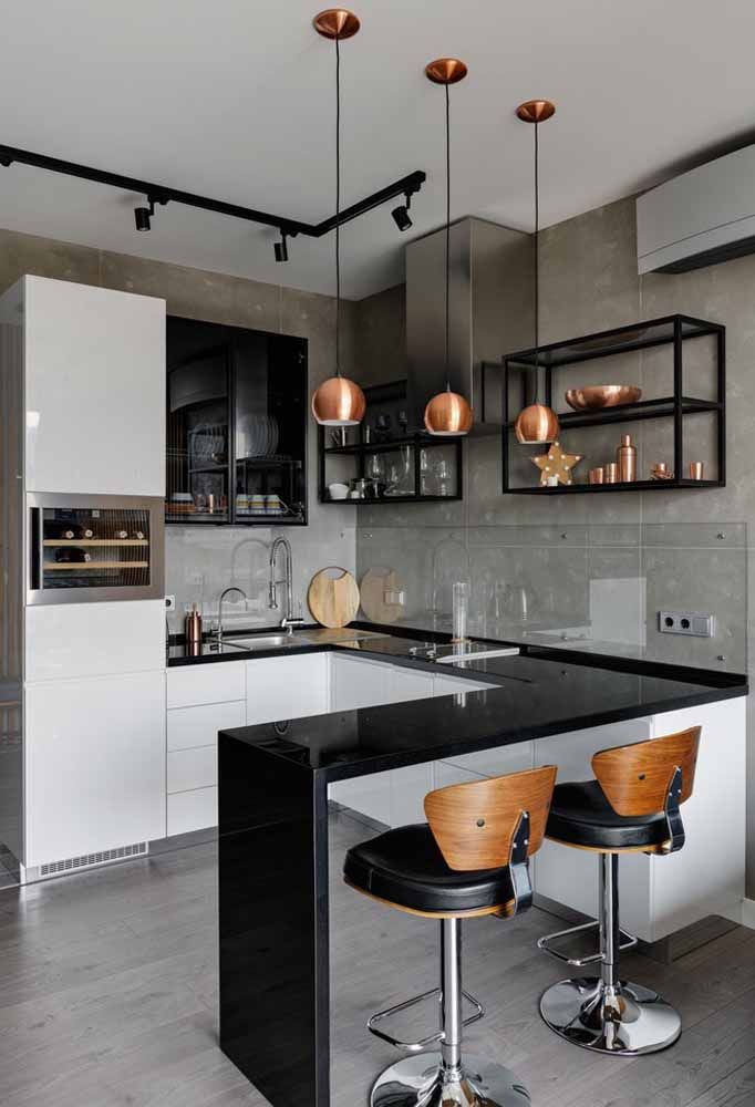 cozinha planejada pequena com bancada