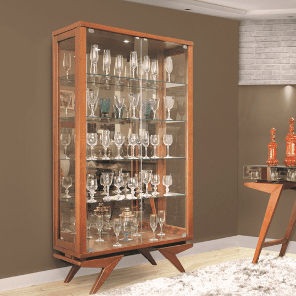 Cristaleira moderna amêndoa