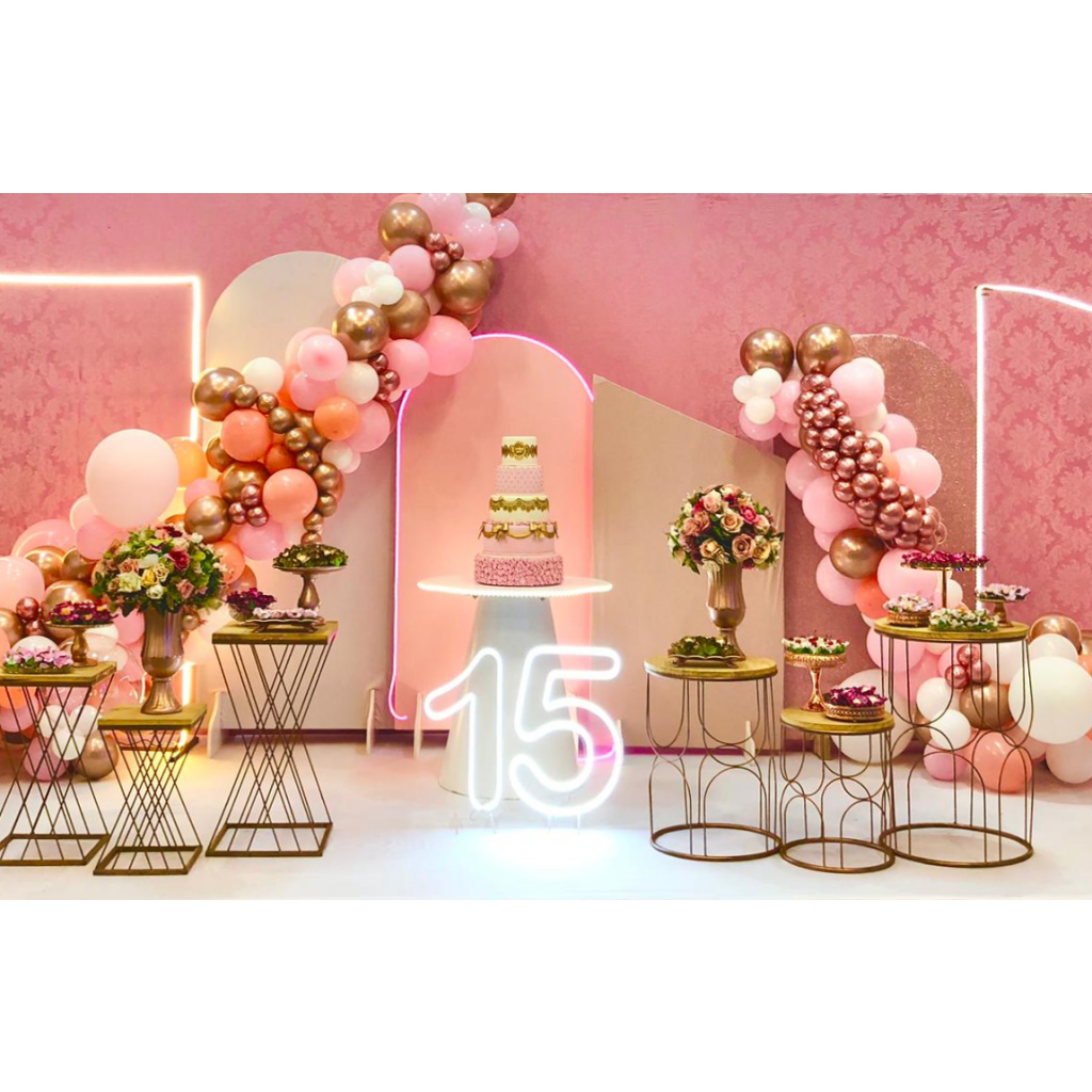 decoração 15 anos dourado