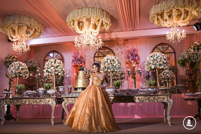 decoração dourada vs prata para 15 anos