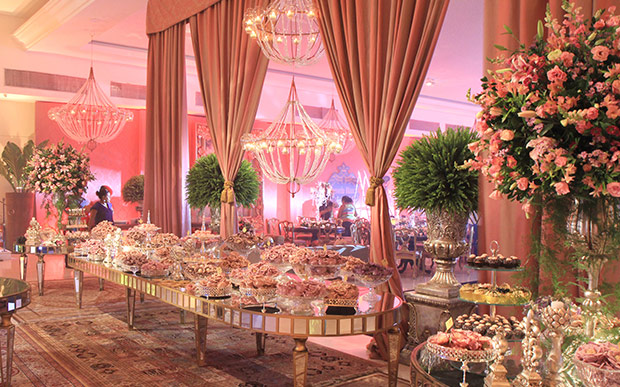 Como Criar uma Experiência Imersiva Inesquecível na Sua Festa de 15 Anos