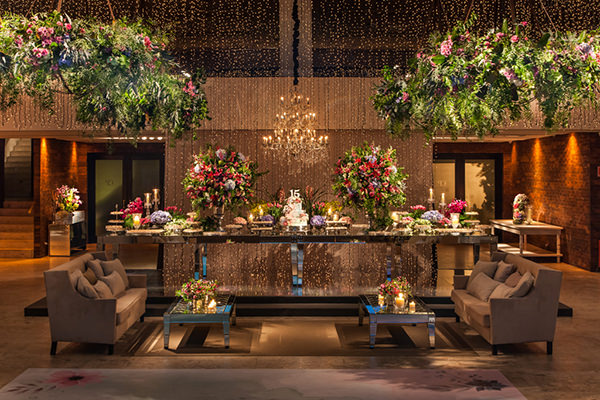 Os 5 Temas de Festa de 15 Anos de Luxo Mais Desejados para 2026