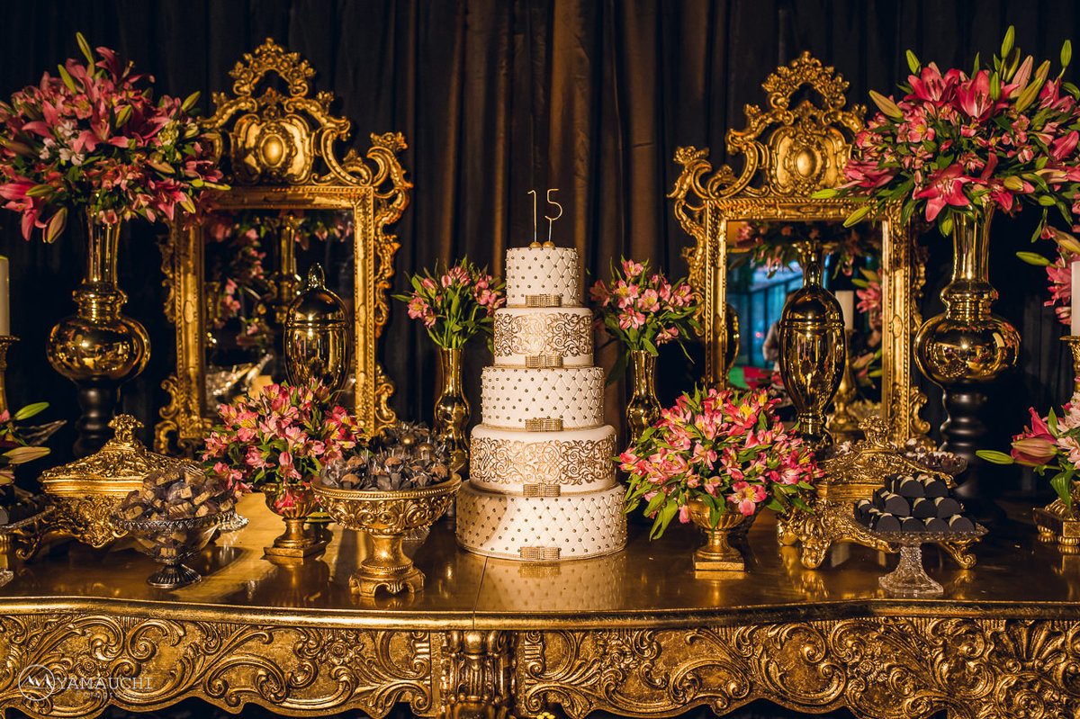 Paletas de Cores Sofisticadas: Guia Completo para sua Festa de 15 Anos em 2026