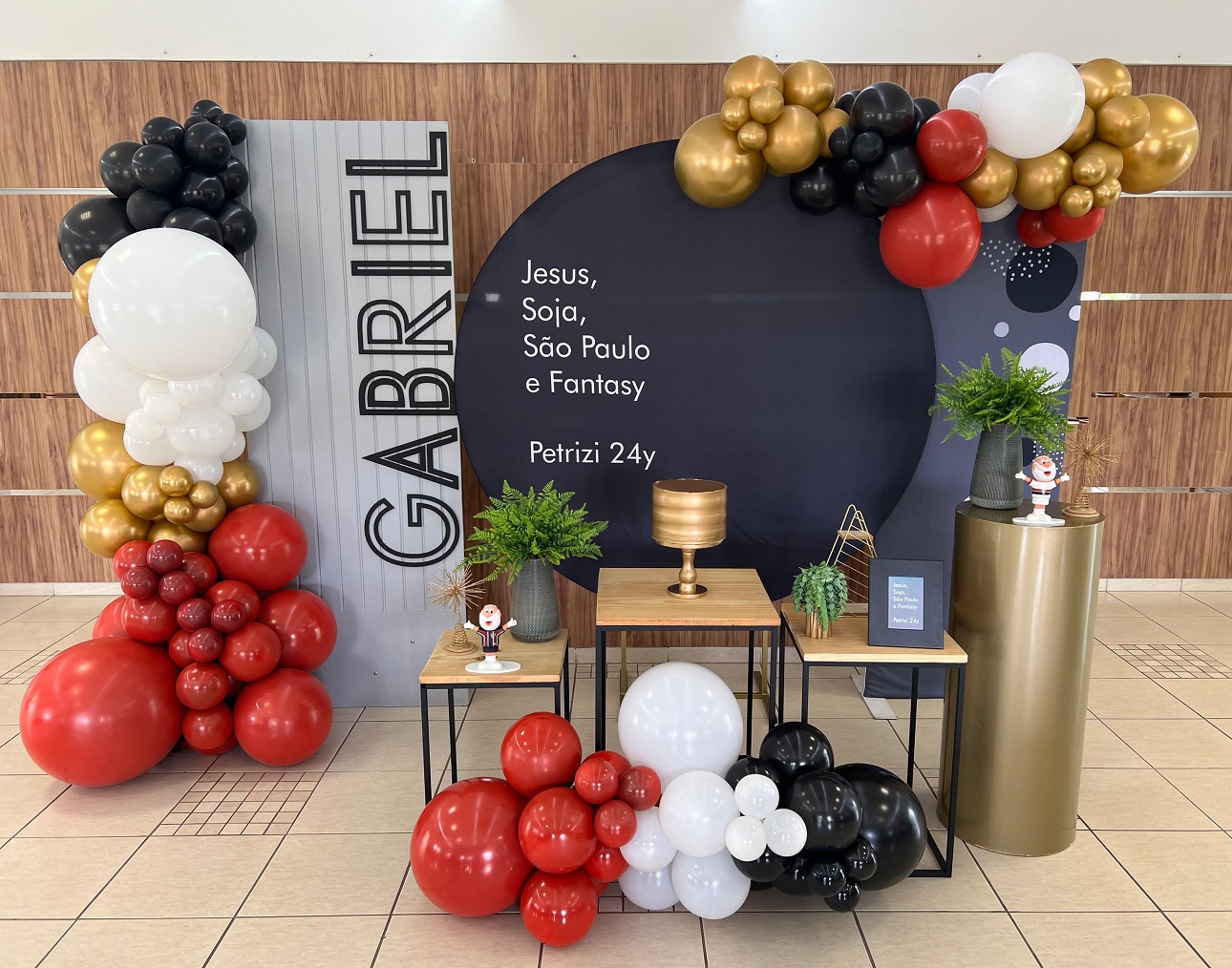 evitar erros comuns decoração aniversário 24 anos