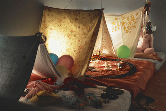 10 ideias criativas para montar um acampadentro inesquecível