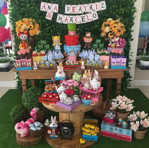 DIY: Decoração Alice no País das Maravilhas com Baixo Custo