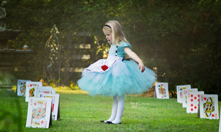 ideias criativas decoração aniversário alice no pais das maravilhas