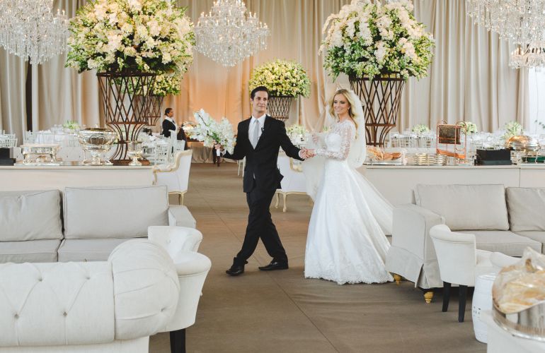 mini wedding ou festa grande aniversario casamento