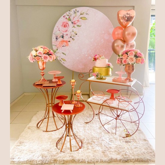 5 ideias de títulos:
1. Tendências de Decoração de Aniversário Feminino para 2026: Inspire-se!
2. Minimalismo Sofisticado: A Nova Era da Decoração de Festas Femininas
3. Do Jardim Encantado ao Luxo Emocional: Temas que Vão Dominar 2026
4. Itens Essenciais para uma Festa Feminina Inesquecível em 2026
5. Dicas de Ouro para uma Festa de Aniversário Econômica e Charmosa