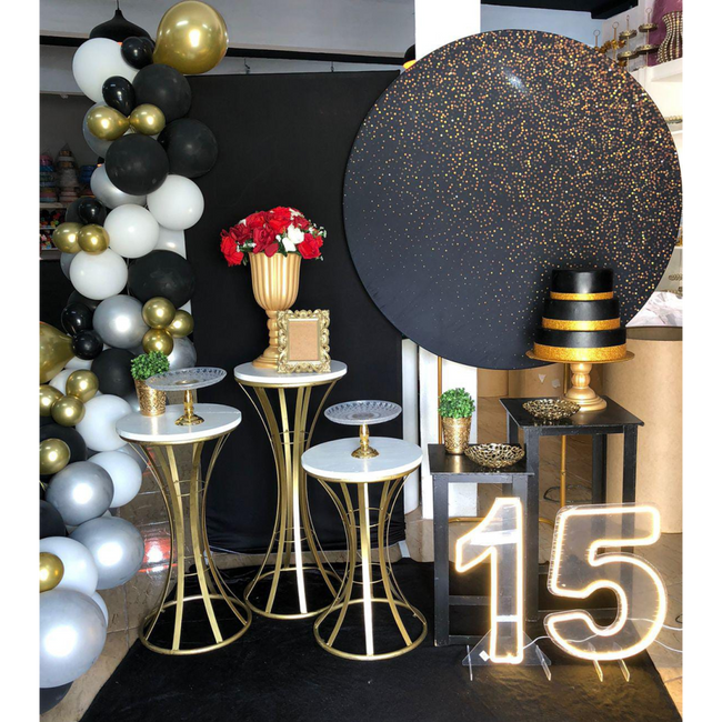 erros comuns na decoração de aniversário preto e dourado